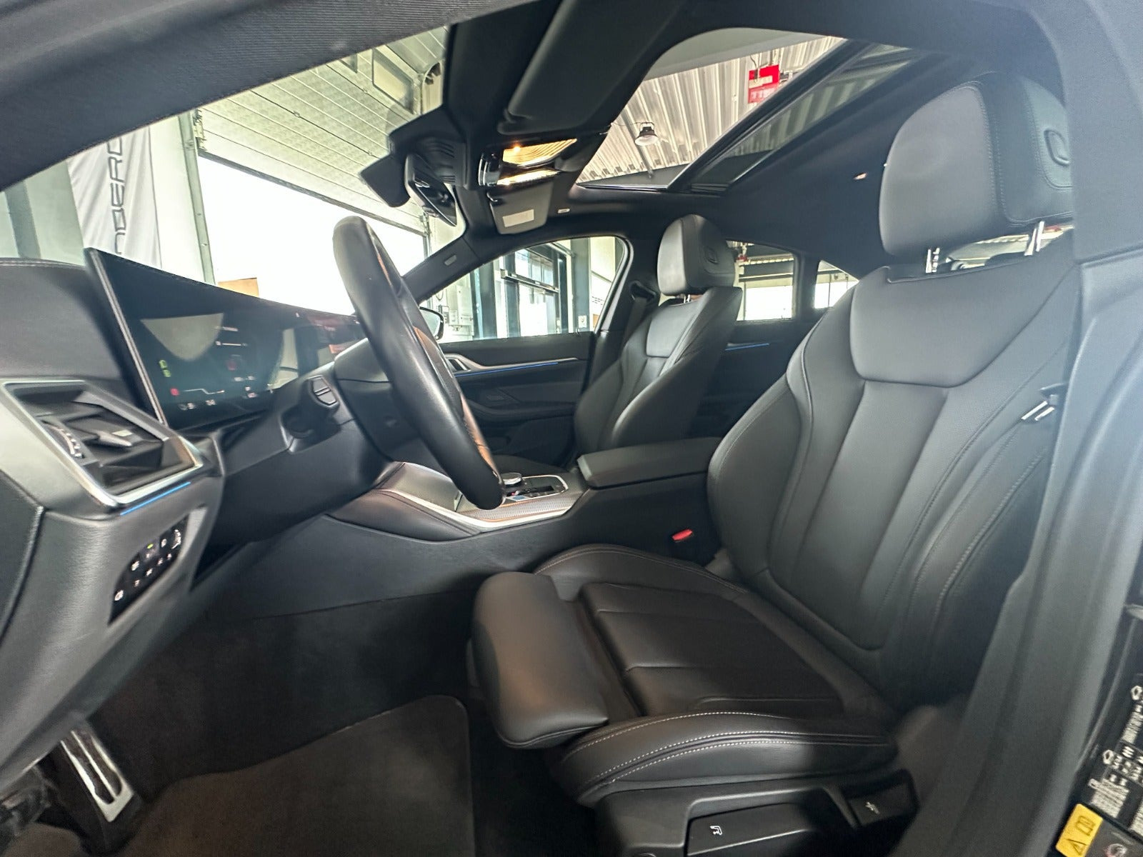 Sort BMW i4 fra 2023