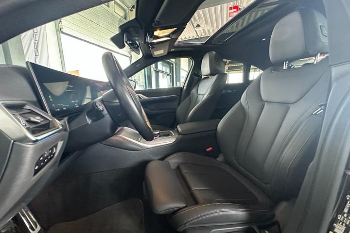 Sort BMW i4 fra 2023