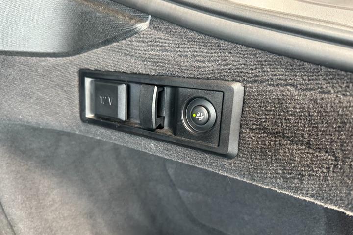 Sort BMW i4 fra 2023