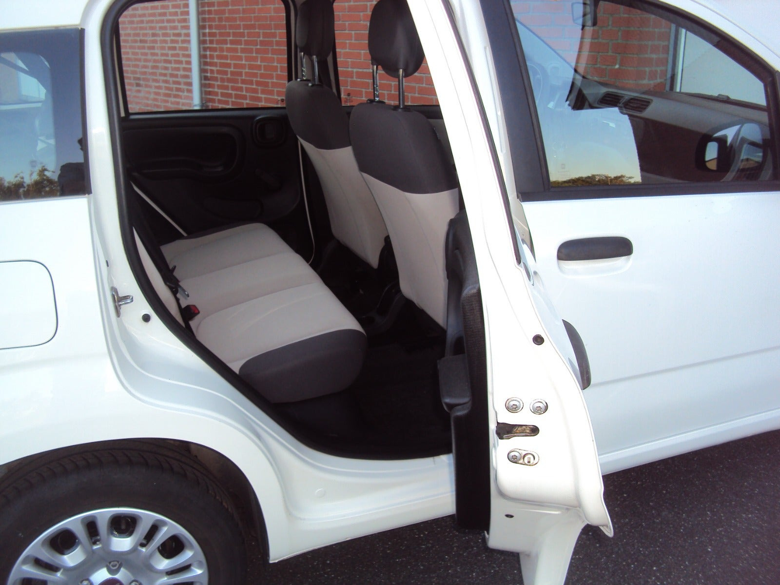 Hvid Fiat Panda fra 2013
