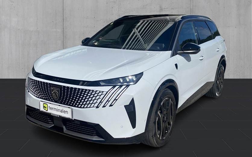 Peugeot e-5008 77 GT 7prs