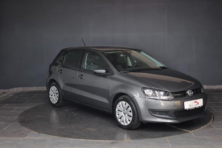 Grå VW Polo fra 2010
