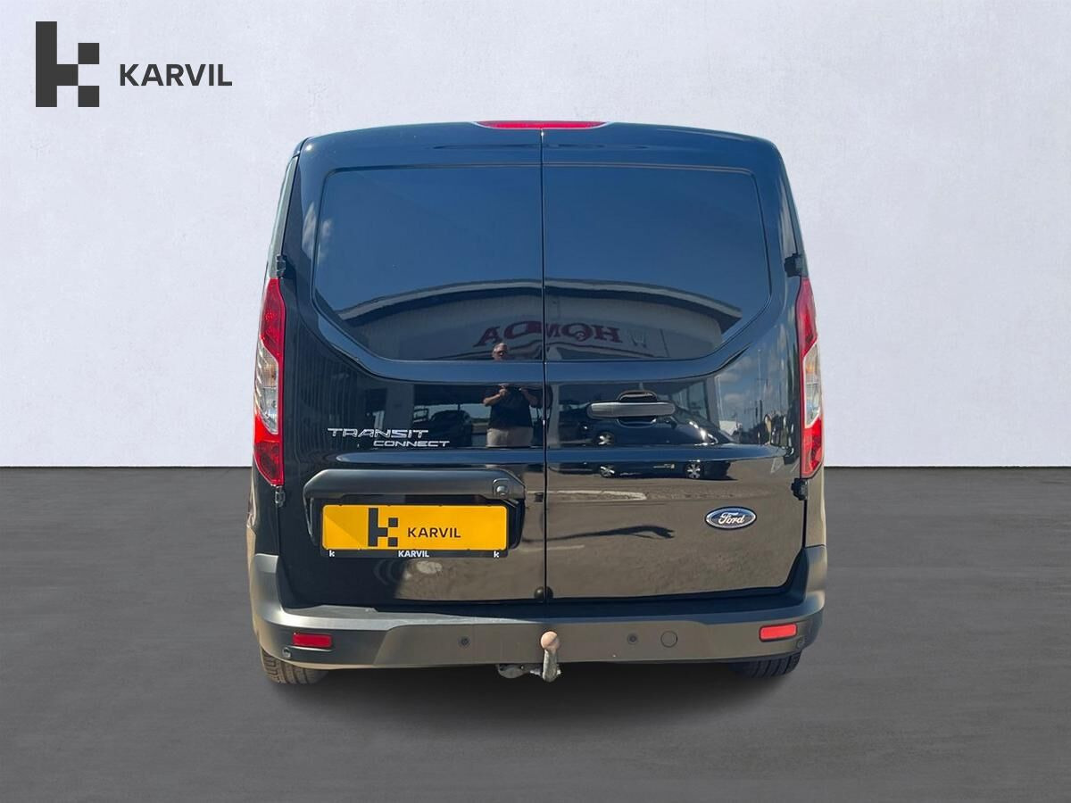 Sort Ford Transit Connect fra 2022