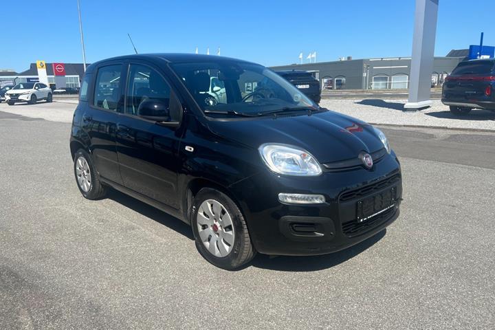 Sort Fiat Panda fra 2018