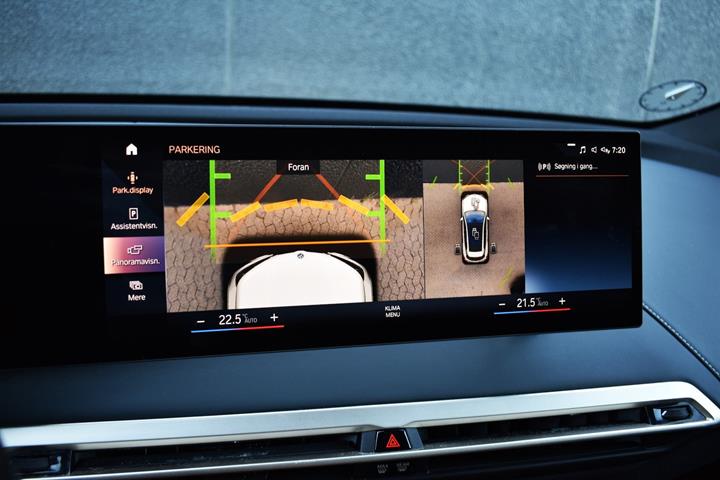 Hvid BMW iX fra 2021