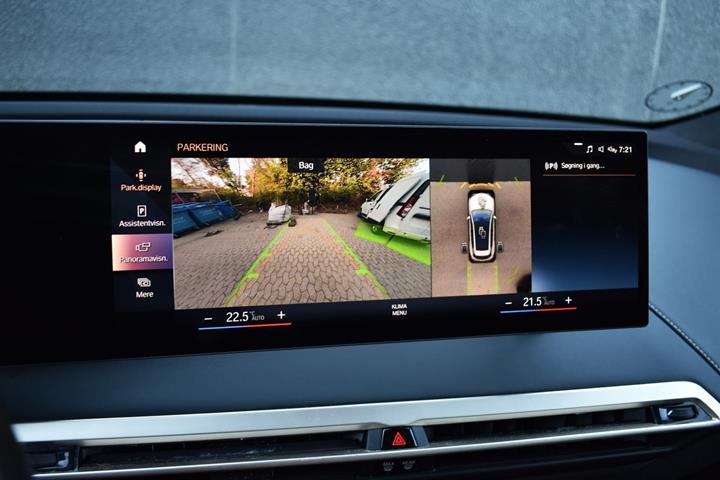 Hvid BMW iX fra 2021