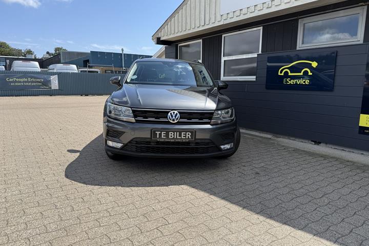 Sort VW Tiguan fra 2017