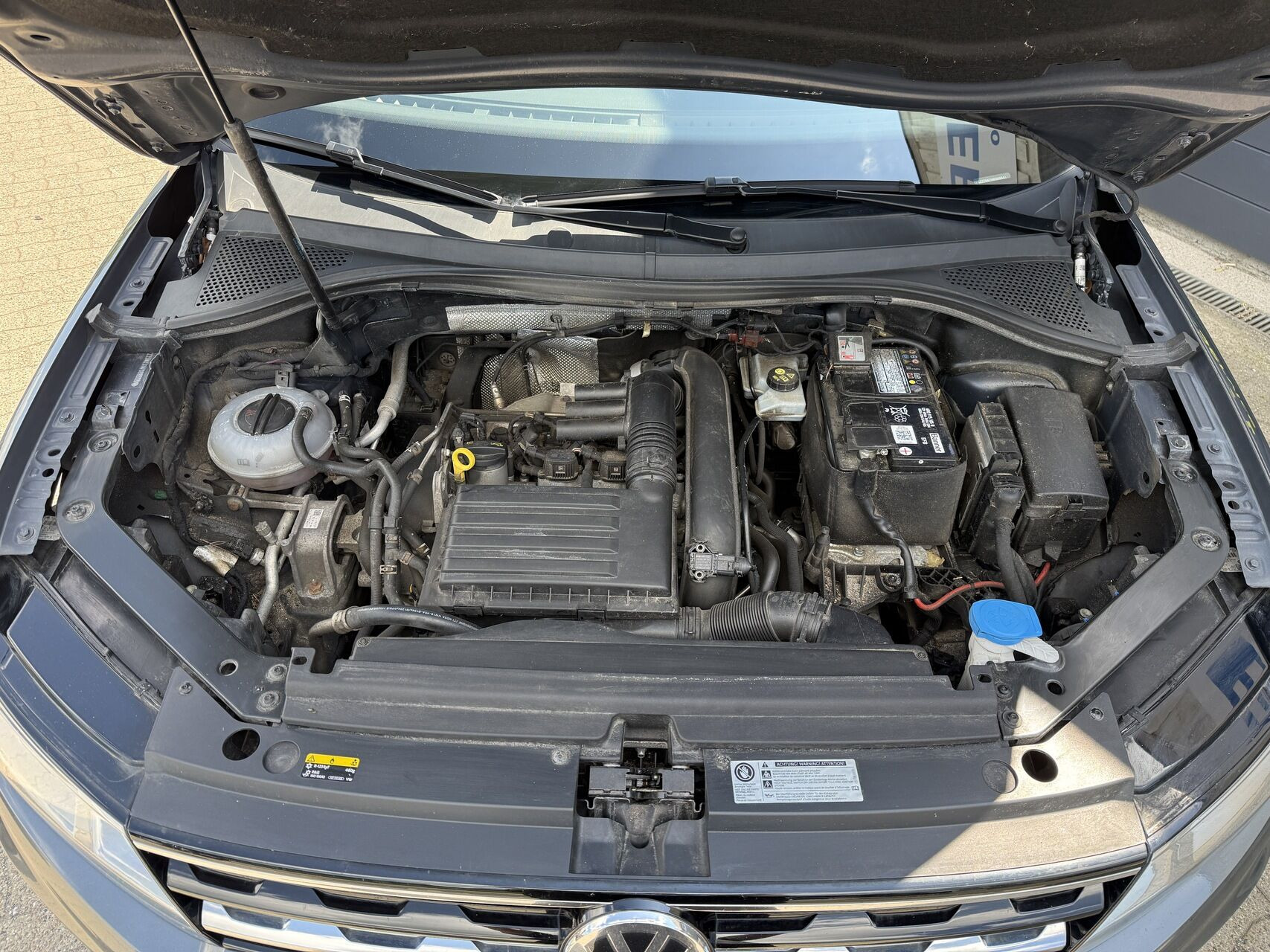 Sort VW Tiguan fra 2017