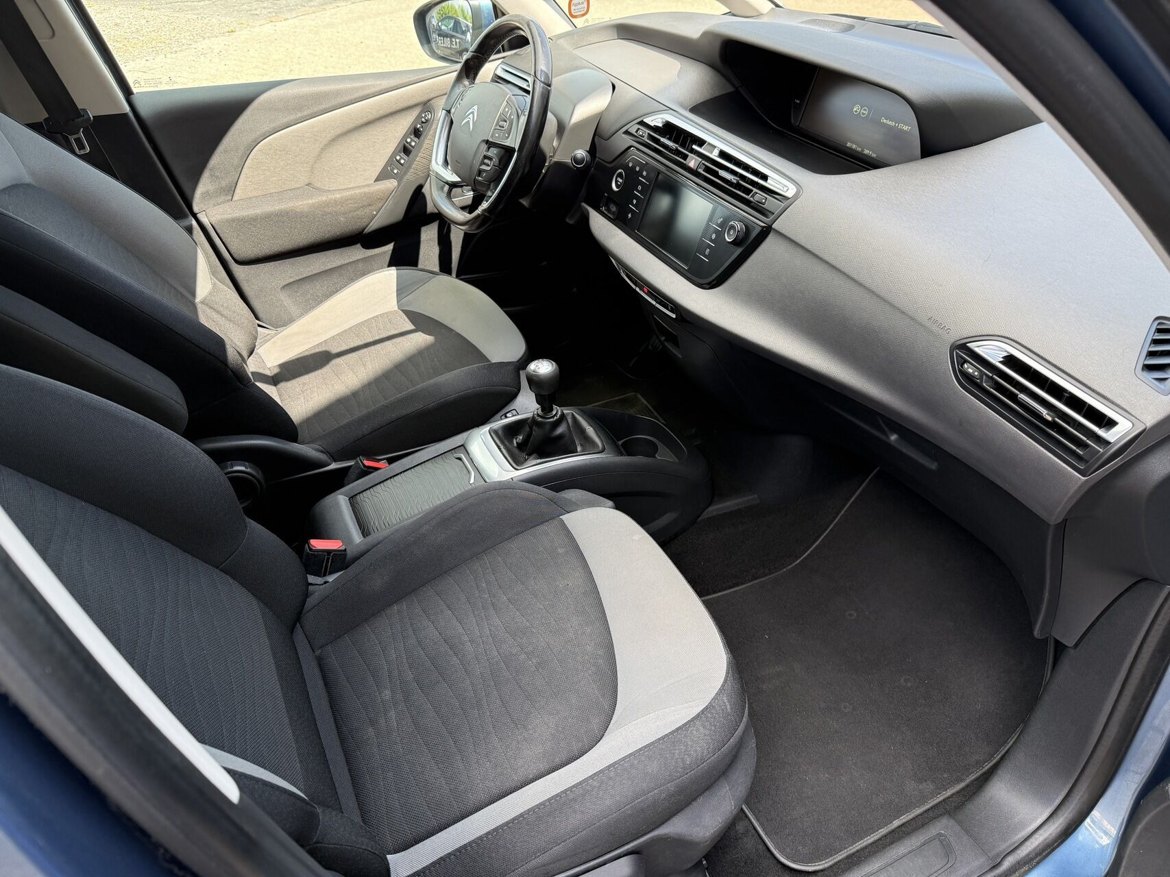 Blå Citroën Grand C4 Picasso fra 2015