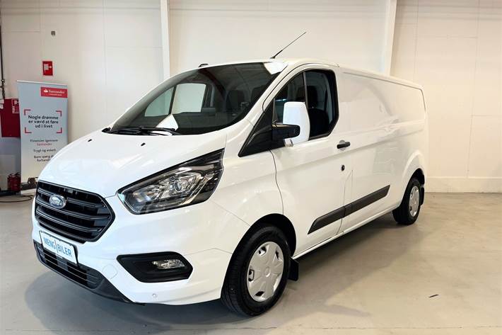 Hvid Ford Transit Custom fra 2023