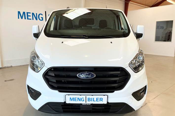 Hvid Ford Transit Custom fra 2023