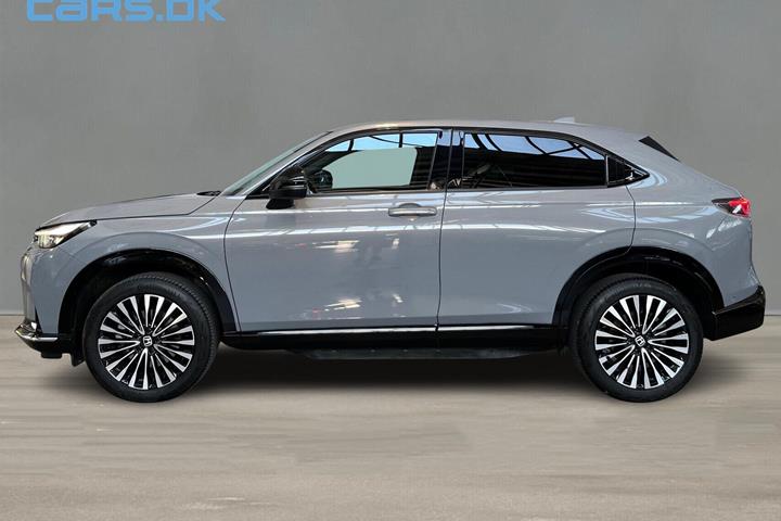 Sort Honda e:Ny1 fra 2024