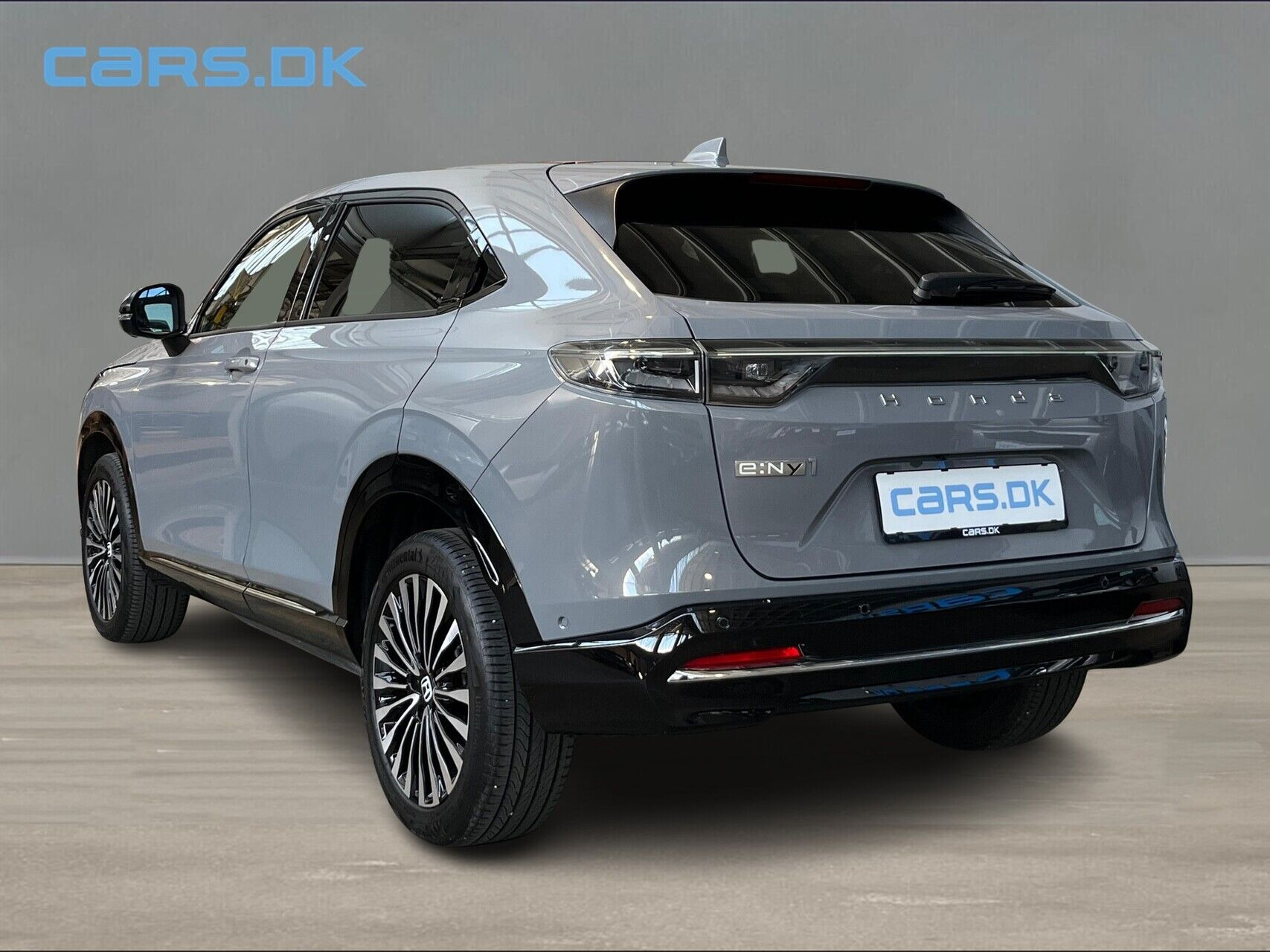 Sort Honda e:Ny1 fra 2024