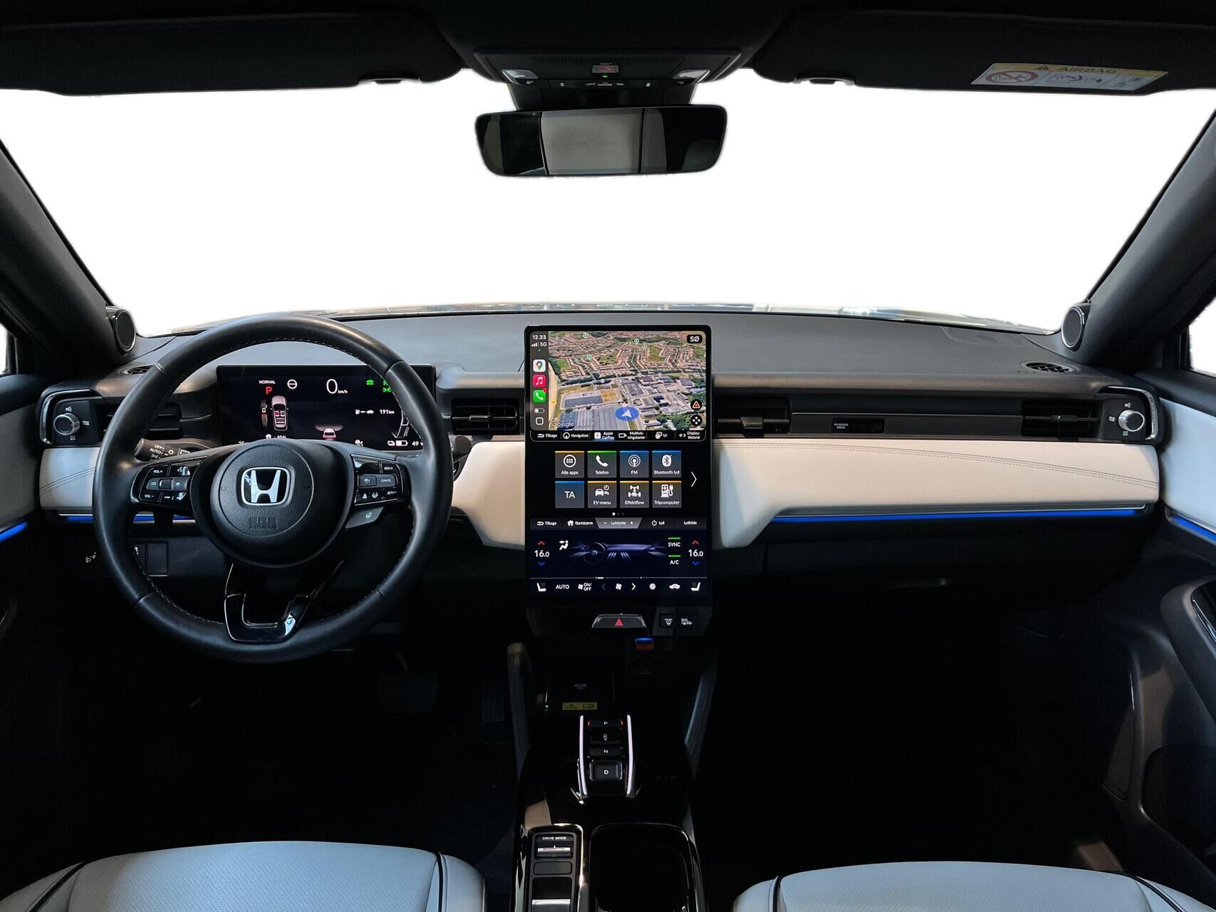 Sort Honda e:Ny1 fra 2024