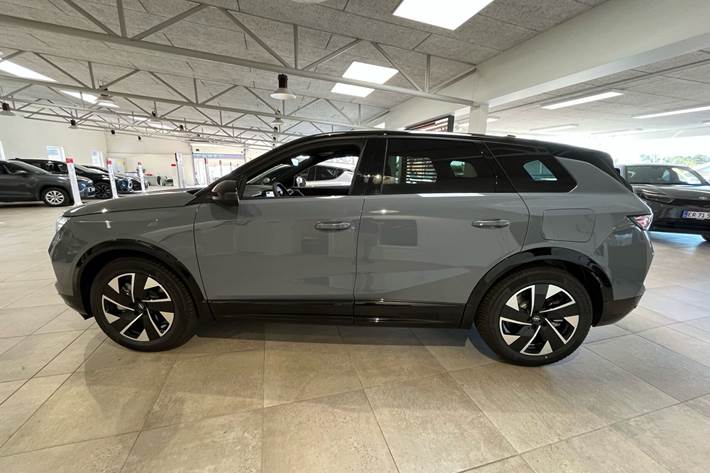 Grå Opel Grandland fra 2026