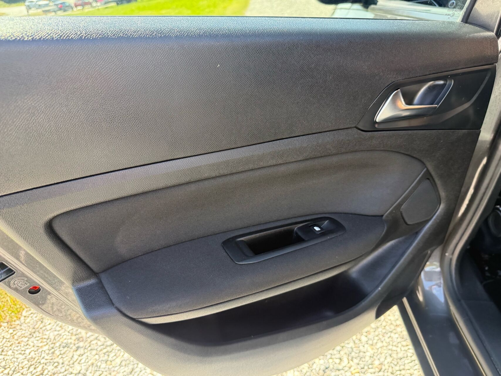 Sort Peugeot 308 fra 2020