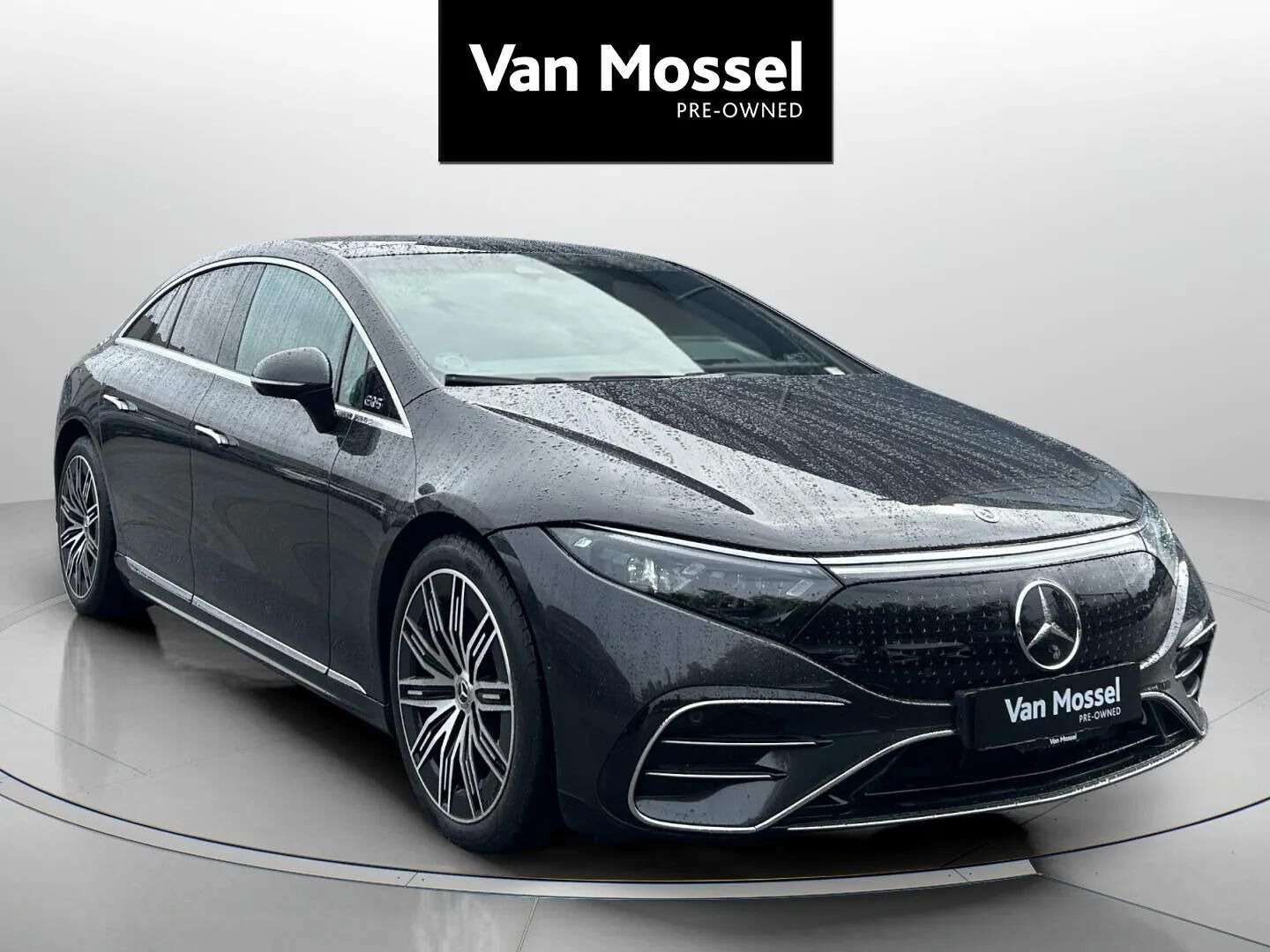 Grå Mercedes EQS 580 fra 2022
