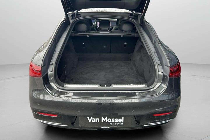 Grå Mercedes EQS 580 fra 2022