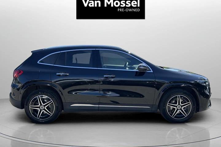 Sort Mercedes EQA 250+ fra 2025