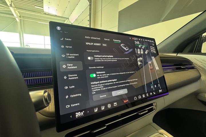 Sølv Xpeng G6 fra 2025