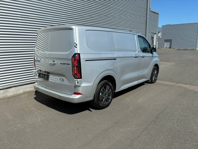 Sølv Ford E-Transit Custom 320 L1 fra 2026