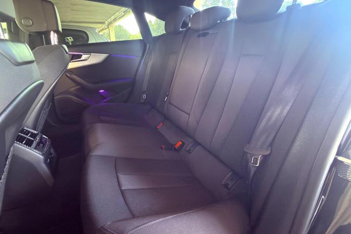 Sort Audi A5 fra 2020