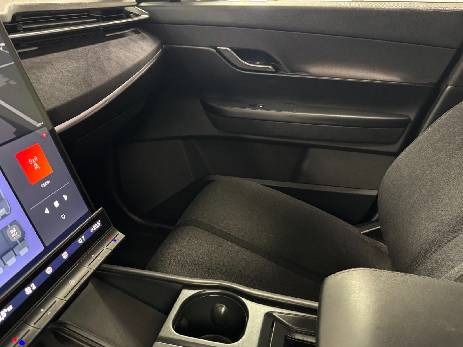 Sort Fisker Ocean fra 2023
