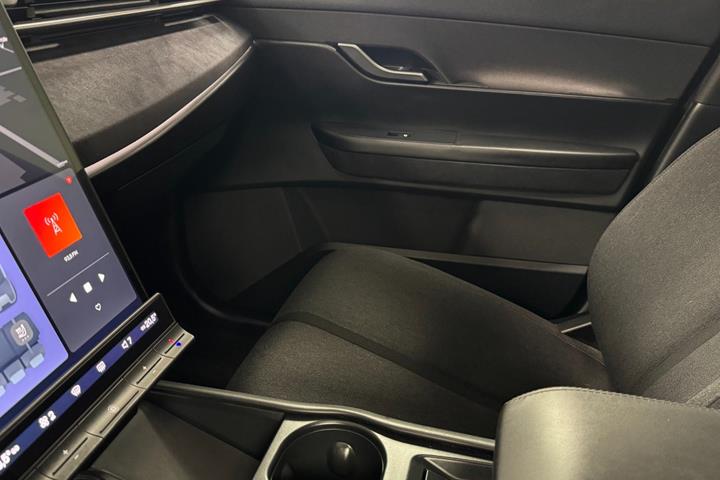 Sort Fisker Ocean fra 2023