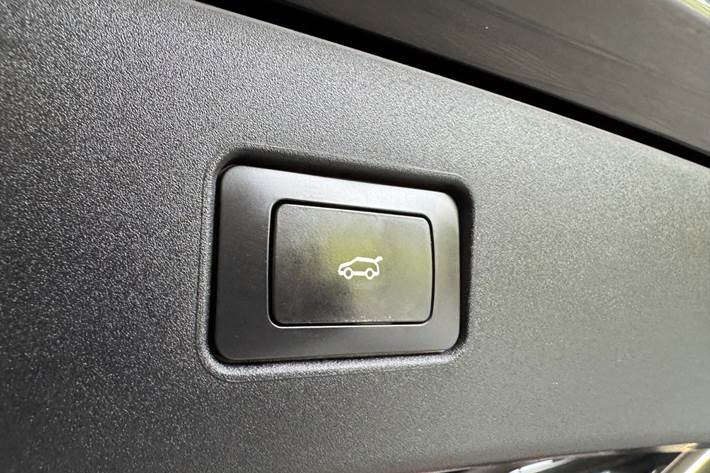 Sort Fisker Ocean fra 2023