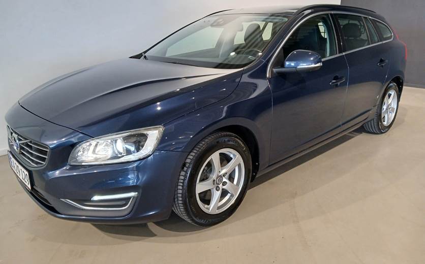 Volvo V60 2,0 T5 245 Momentum aut.