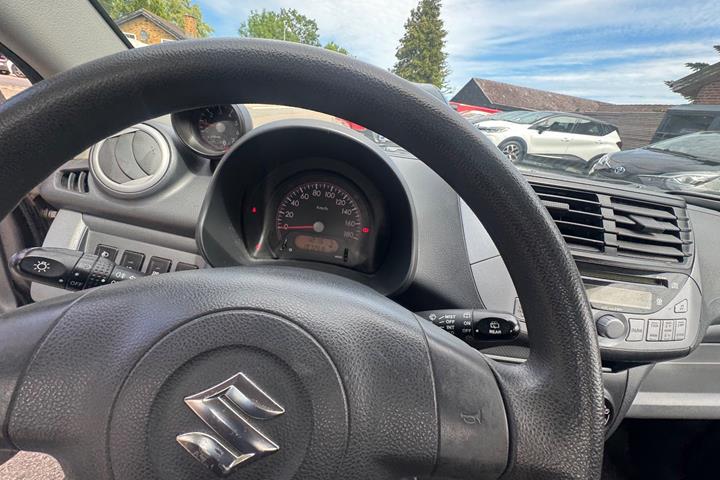 undefined Suzuki Alto fra 2012