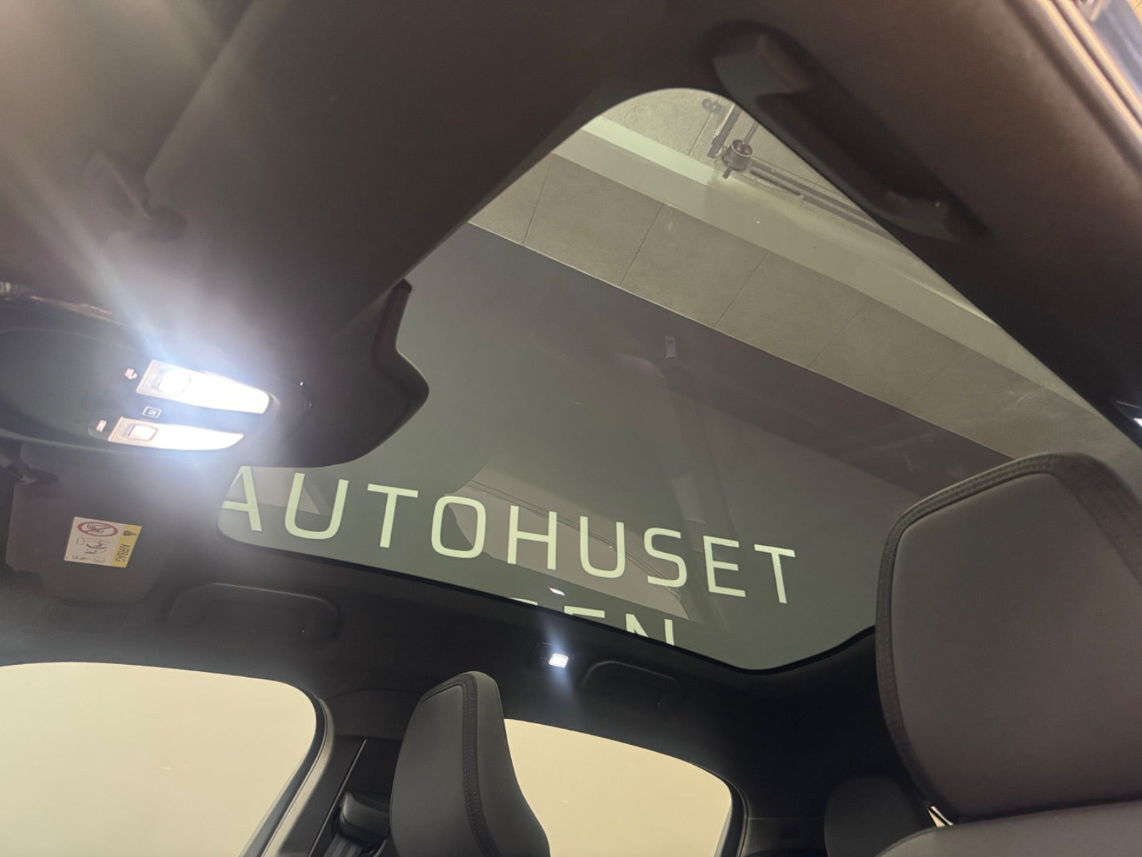 Grå Polestar 2 fra 2025