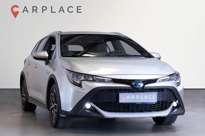 Sølv Toyota Corolla fra 2020