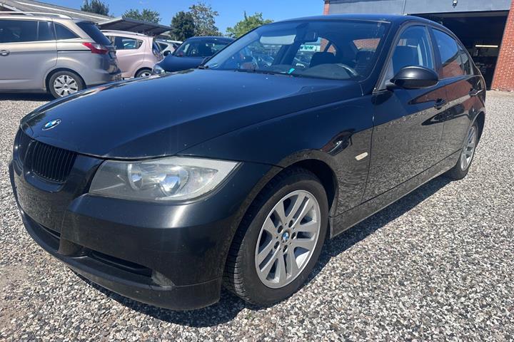 undefined BMW 320d fra 2006 set udefra