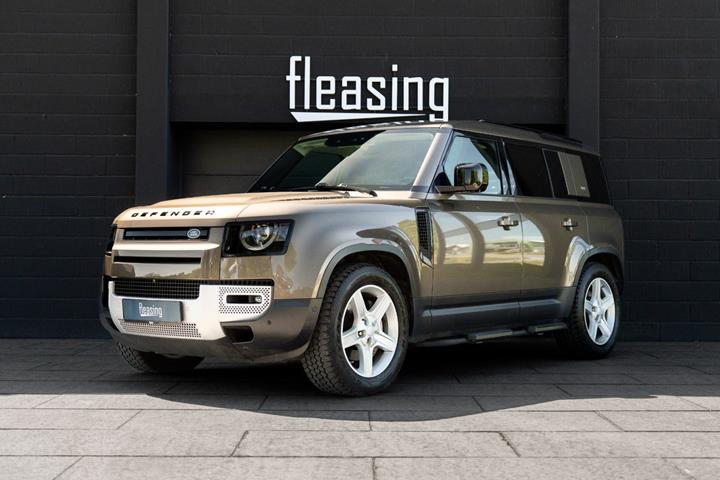 Bronze Land Rover Defender 110 fra 2020 set udefra