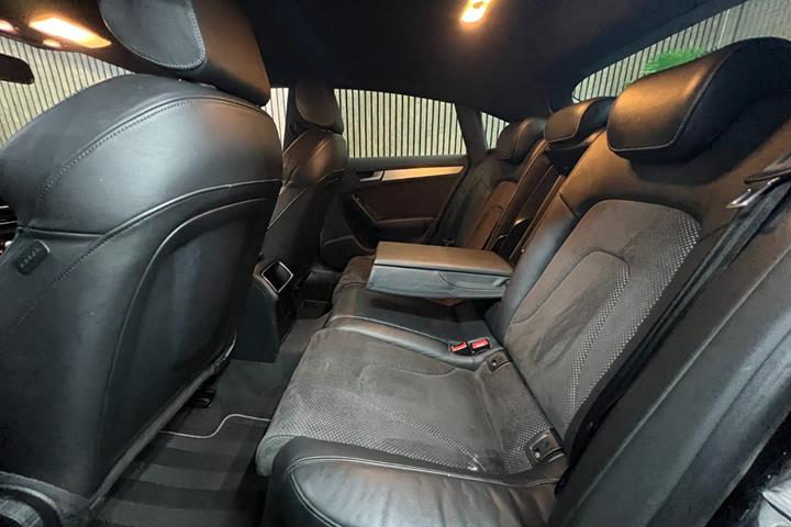 undefined Audi A5 fra 2012