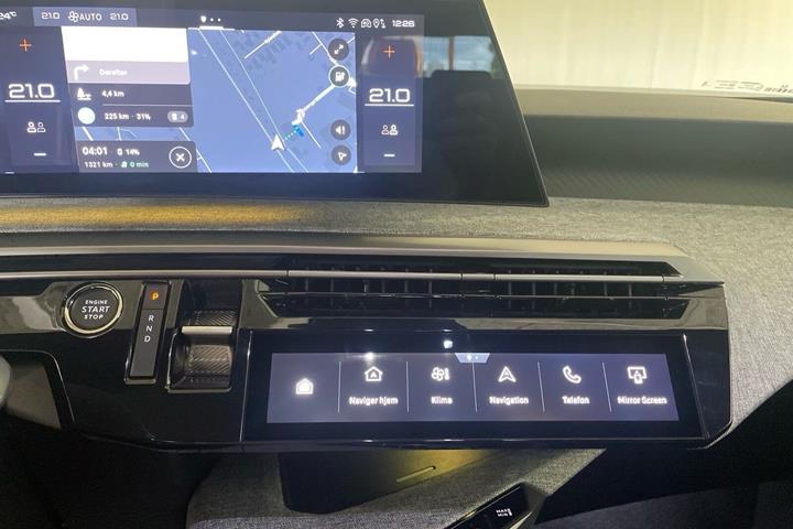 Sort Peugeot e-5008 fra 2025