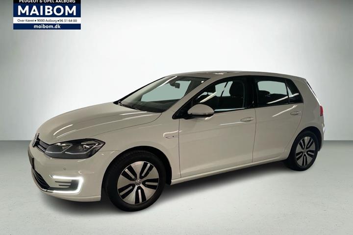 Hvid VW e-Golf VII fra 2020 set udefra
