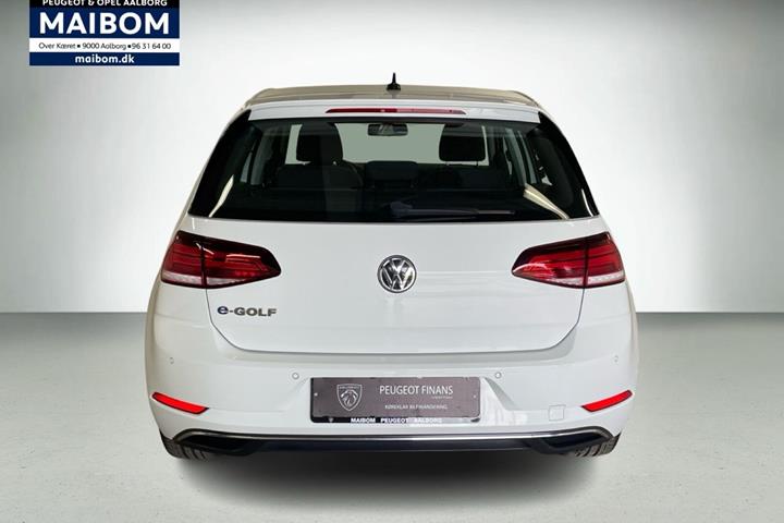 Hvid VW e-Golf VII fra 2020