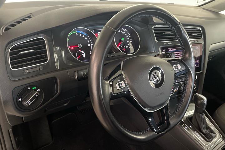Hvid VW e-Golf VII fra 2020