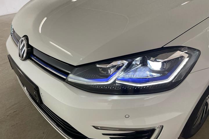 Hvid VW e-Golf VII fra 2020