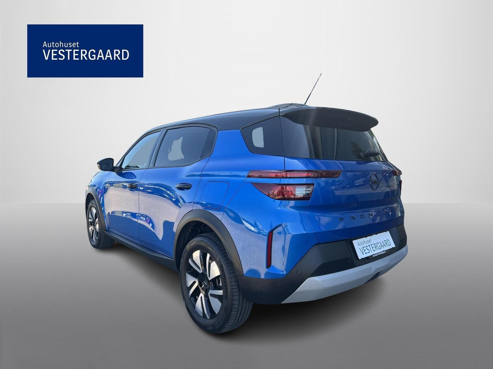 Blå Opel Frontera fra 2025