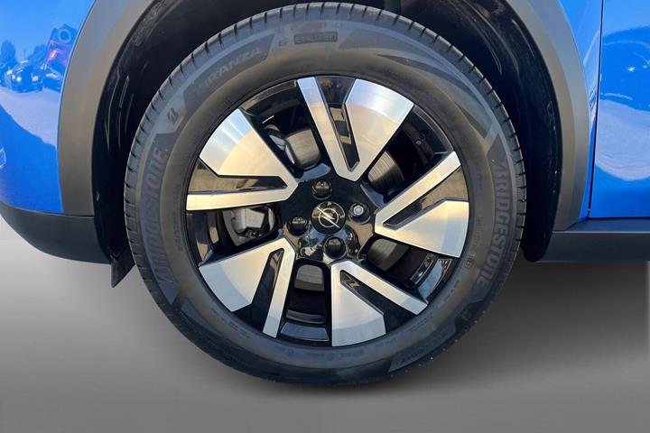 Blå Opel Frontera fra 2025