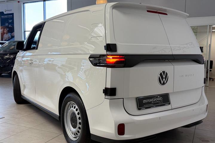 Hvid VW ID.Buzz fra 2025
