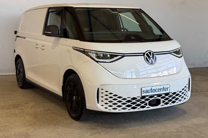 Hvid VW ID.Buzz fra 2025 set udefra