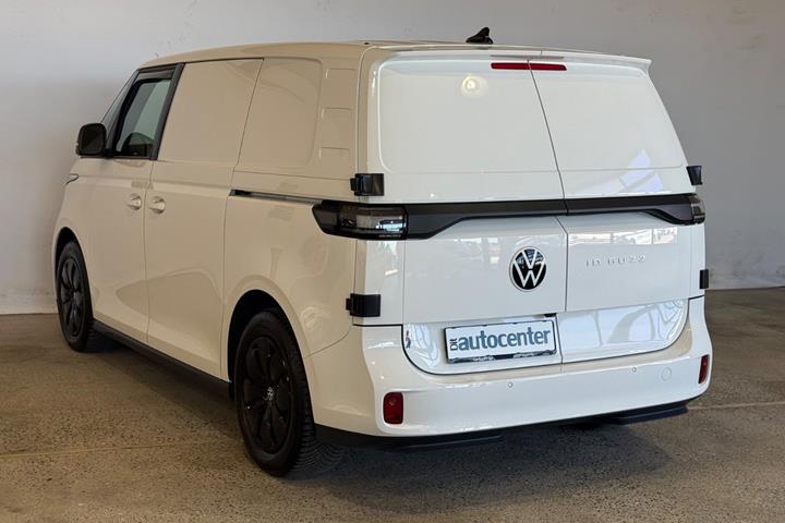 Hvid VW ID.Buzz fra 2025