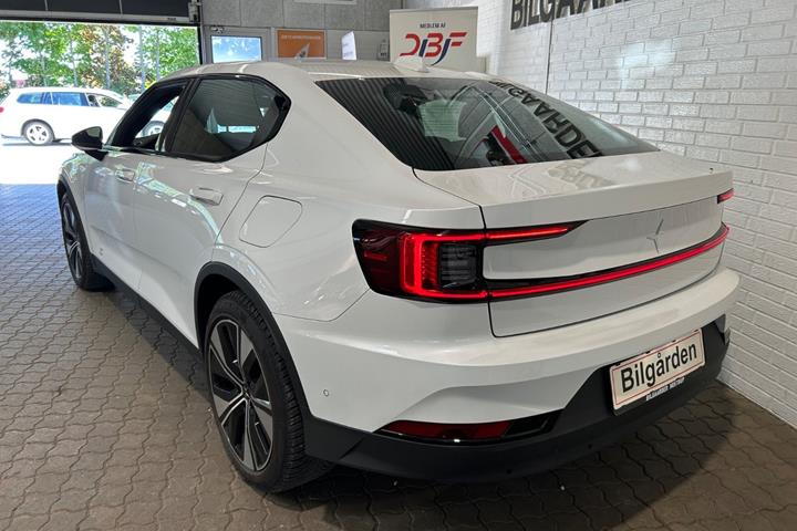 Hvid Polestar 2 fra 2023