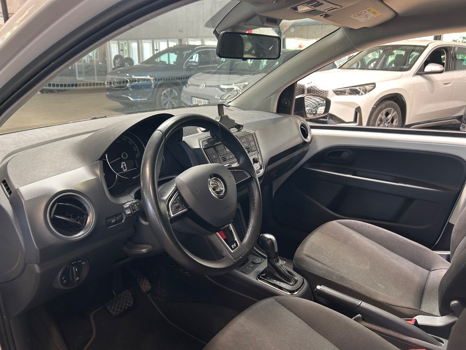 Hvid Skoda Citigo-e fra 2020