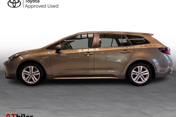 Bronze Toyota Corolla fra 2020