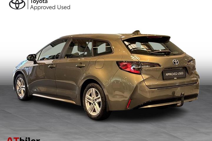 Bronze Toyota Corolla fra 2020